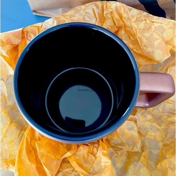 Brand new with tag, Starbucks mug. No chips or cracks. Gorgeous - Picture 2 of 2